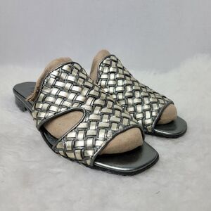 SESTO MEUCCI Womens Gold/Gray Metallic Woven Leather Sandals Flat Shoes Size 6.5